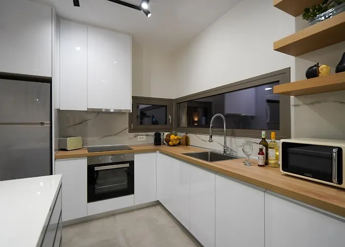 Aegean Sunset فيلة ماستيخاري