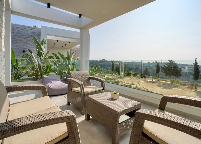 فيلة Aegean Sunset